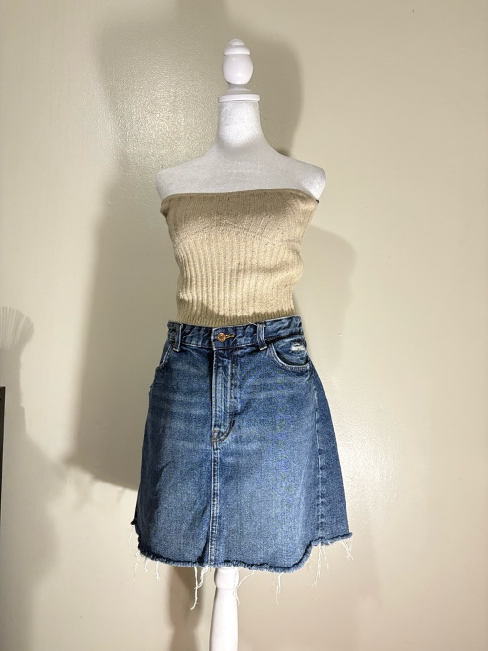 Denim Frayed Hem Skirt